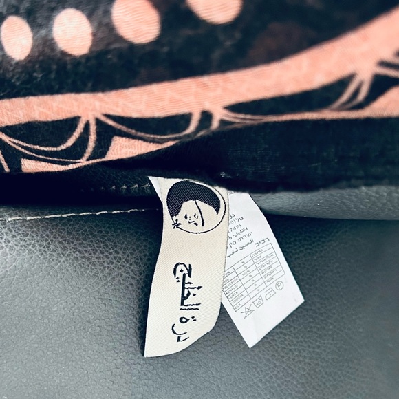 Colorful Geometric Pattern Scarf - Picture 5 of 8